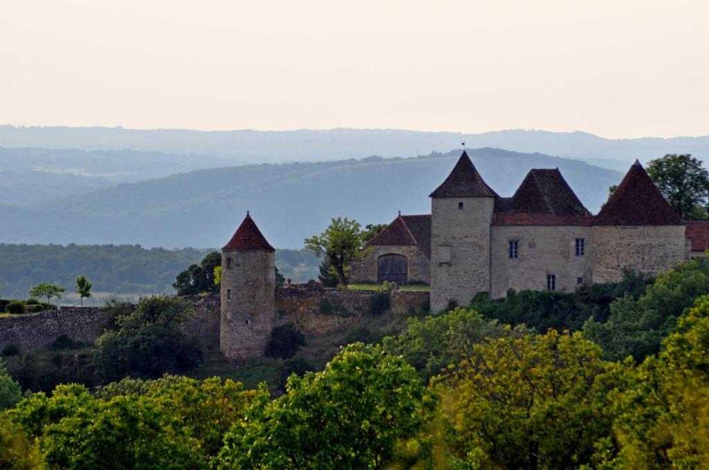 Gite 8 Pers Du Chateau De Cantecor Alvignac Exterior photo